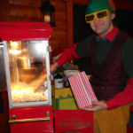 jay-elf-making-popcorn